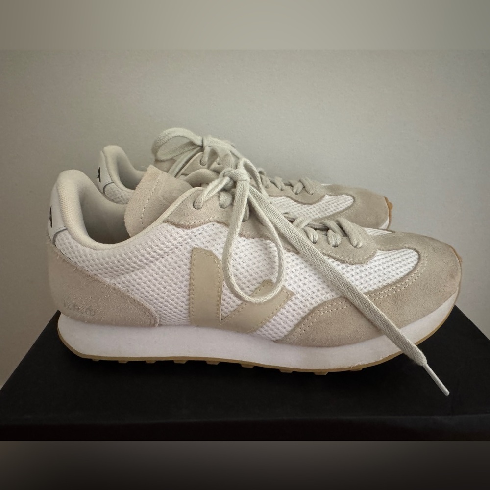 Veja Rio Branco II Sneakers in White and Beige